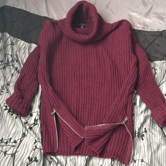 AEO size S/P Maroon Sweater - Picture 1 of 2